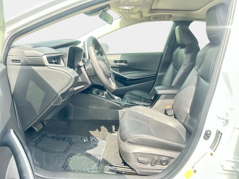 Used 2022 Toyota Corolla XLE FWD image 11
