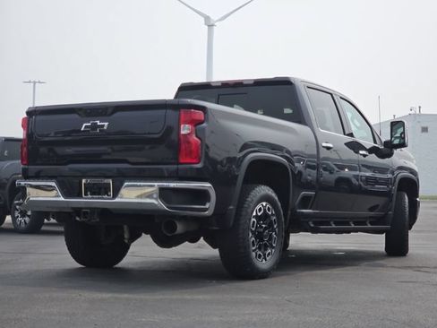 Used 2024 Chevrolet Silverado 2500 LTZ w/ LTZ Convenience Package AWD/4WD image 17