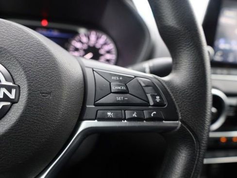 Used 2024 Nissan Sentra SV image 24