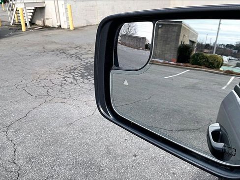 Certified 2024 RAM 1500 Laramie image 31