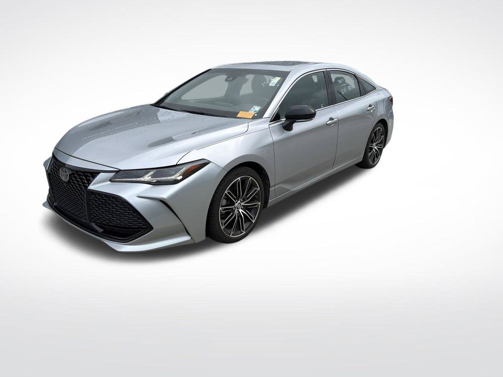 Used 2019 Toyota Avalon Touring FWD image 4