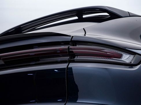 New 2026 Porsche Cayenne E-Hybrid Coupe image 12