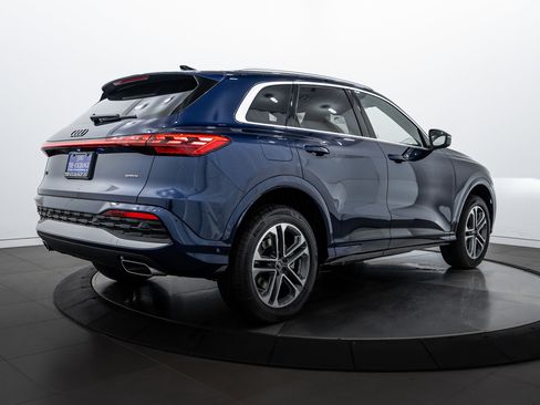 New 2025 Audi Q5 Premium Plus image 3