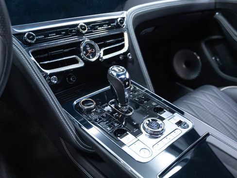 Used 2020 Bentley Flying Spur W12 AWD/4WD image 20