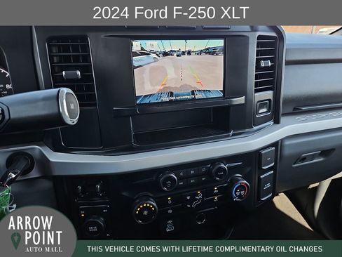 Used 2024 Ford F250 XLT AWD/4WD image 24
