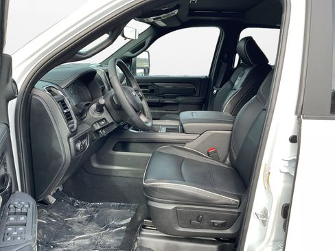 New 2026 RAM 3500 Limited image 9