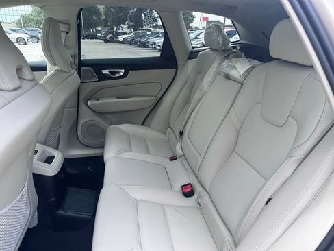 Certified 2026 Volvo XC60 T8 Ultra w/ Climate Package AWD/4WD image 21