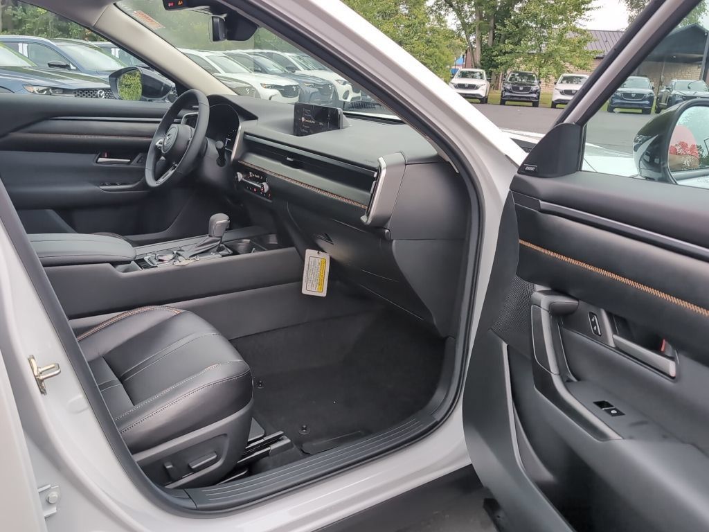 New 2026 MAZDA CX-50 AWD 2.5 Hybrid w/ Cargo Package image 9