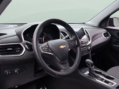 Used 2024 Chevrolet Equinox LT AWD/4WD image 11