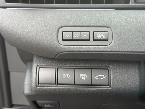 New 2026 Subaru Uncharted AWD image 10