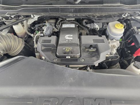 Used 2023 RAM 3500 Laramie image 35