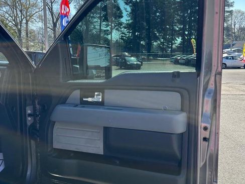 Used 2013 Ford F150 XLT w/ Luxury Equipment Group image 11