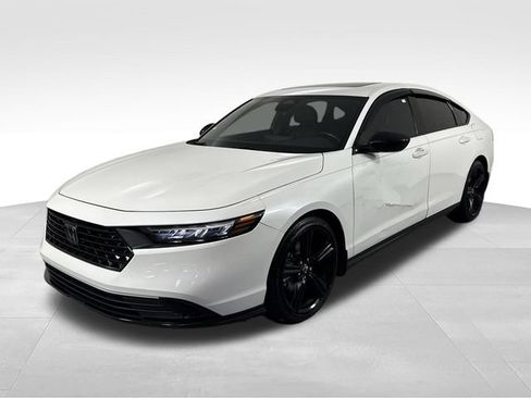 Used 2024 Honda Accord Sport image 1