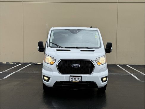 Used 2022 Ford Transit 350 XLT image 2