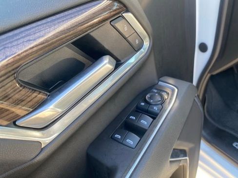 Used 2025 Chevrolet Silverado 3500 LT w/ All Star Edition AWD/4WD image 2