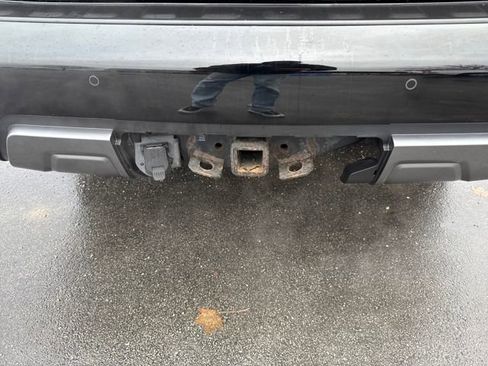 Used 2019 Nissan Armada Platinum w/ Captain's Chairs Package image 37