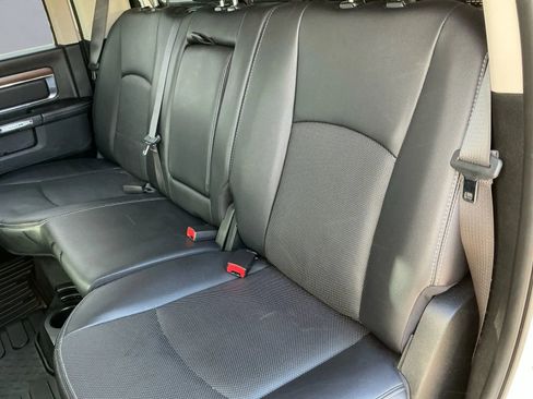 Used 2017 RAM 1500 Laramie w/ Convenience Group image 15