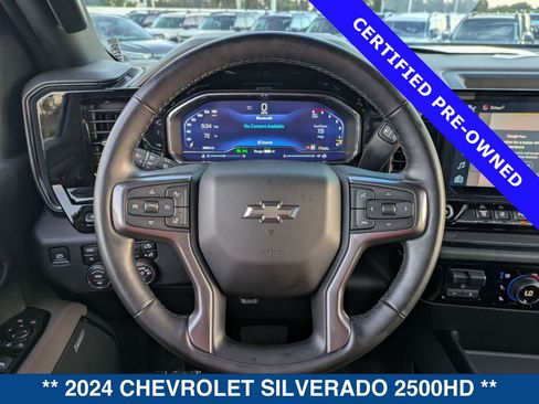 Used 2024 Chevrolet Silverado 2500 ZR2 w/ Technology Package image 26