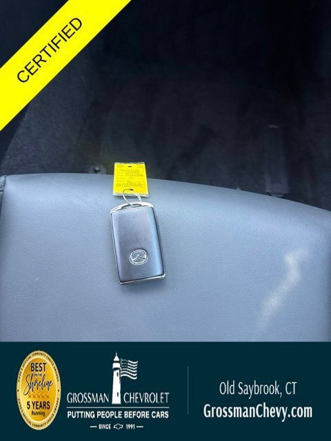 Used 2023 MAZDA MAZDA3 s FWD image 32