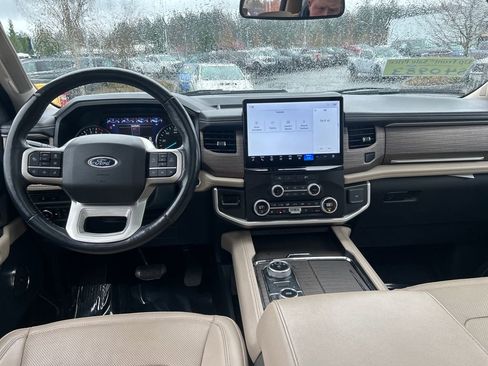 Certified 2024 Ford Expedition Limited AWD/4WD image 6