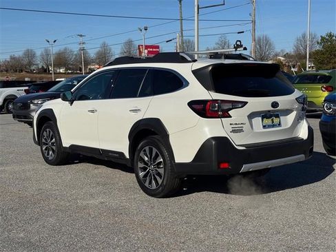 Used 2024 Subaru Outback Touring w/ Popular Package #2 image 5