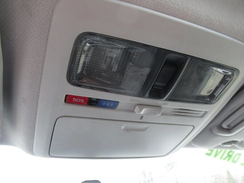 Used 2018 Subaru Forester 2.5i Premium w/ All-Weather Package image 24