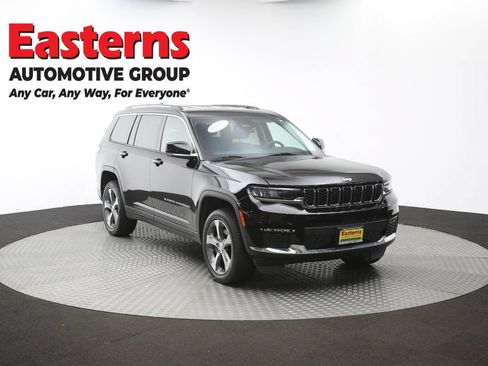 Used 2023 Jeep Grand Cherokee L Limited AWD/4WD image 54