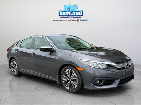 Used 2018 Honda Civic EX-T image 7