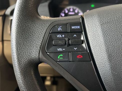 Used 2015 Hyundai Sonata SE FWD image 12