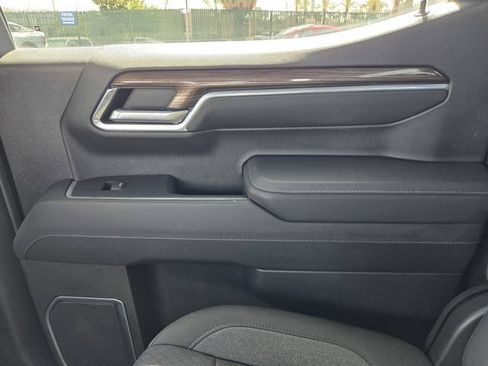 Used 2023 Chevrolet Silverado 1500 LT RWD image 11