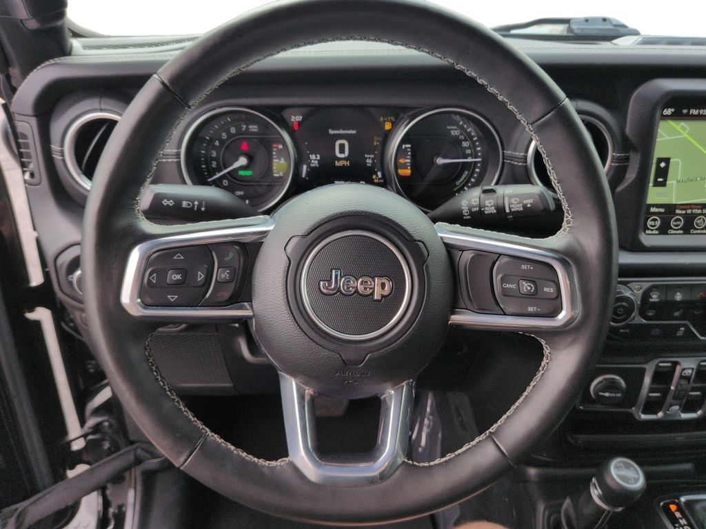 Used 2022 Jeep Wrangler Unlimited Sahara w/ Cold Weather Group AWD/4WD image 12