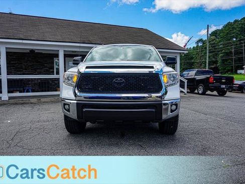 Used 2017 Toyota Tundra SR5 w/ SR5 Upgrade Package AWD/4WD image 10