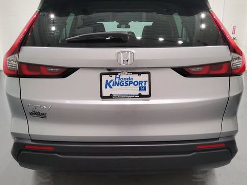 Used 2024 Honda CR-V LX image 5