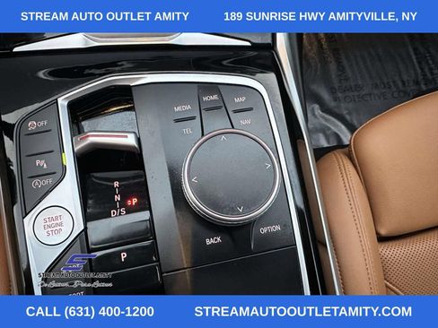 Used 2024 BMW 330i xDrive Sedan w/ Premium Package AWD/4WD image 35