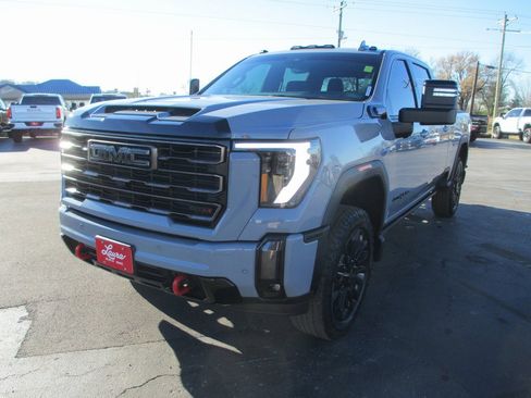 Certified 2024 GMC Sierra 2500 AT4 w/ AT4 Premium Plus Package image 12