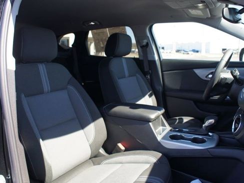 Used 2025 Chevrolet Blazer LT image 14