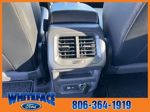 Used 2022 Volkswagen Tiguan SE R-Line image 36