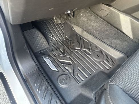 New 2026 Chevrolet Colorado LT image 36