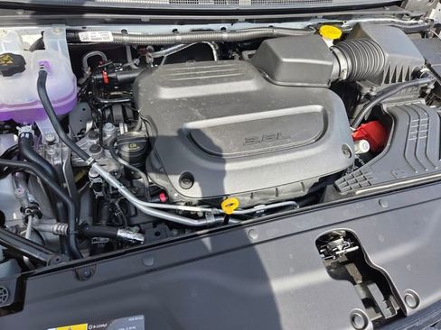 New 2026 Chrysler Pacifica Select FWD image 19