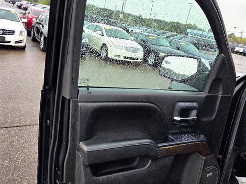 Used 2017 GMC Sierra 1500 Denali image 10