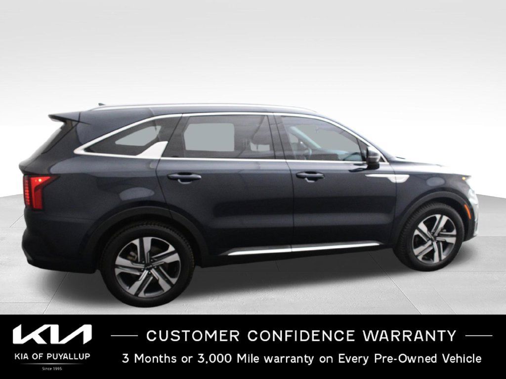 Certified 2023 Kia Sorento EX AWD/4WD image 4