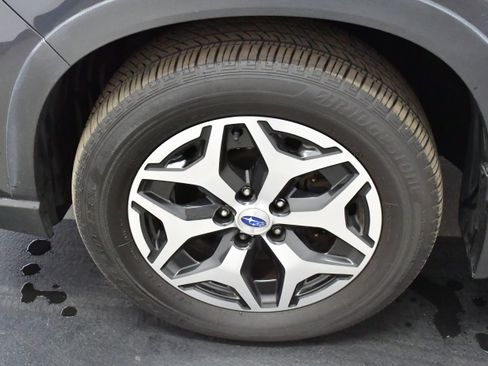 Used 2019 Subaru Forester Premium w/ All-Weather Package image 57