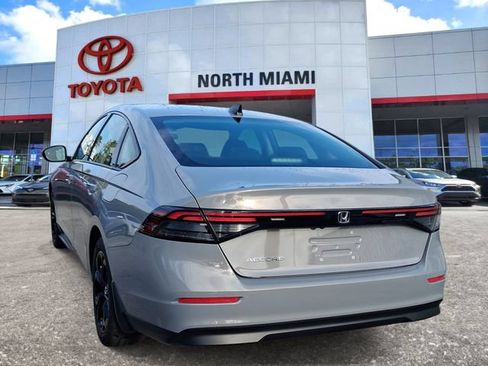 Used 2025 Honda Accord SE image 3