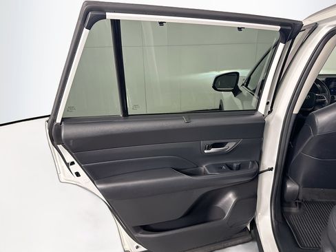 Used 2024 Toyota Grand Highlander FWD image 26