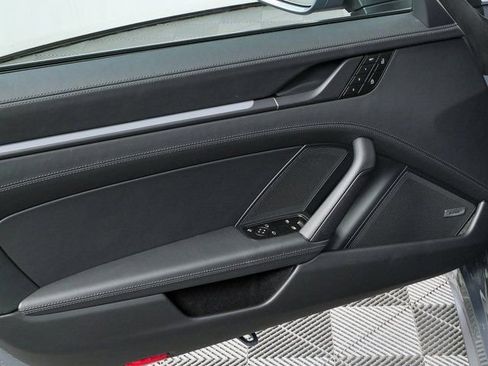 New 2026 Porsche 911 Carrera T image 6