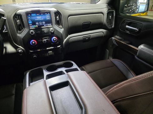 Used 2021 GMC Sierra 1500 Elevation RWD image 13