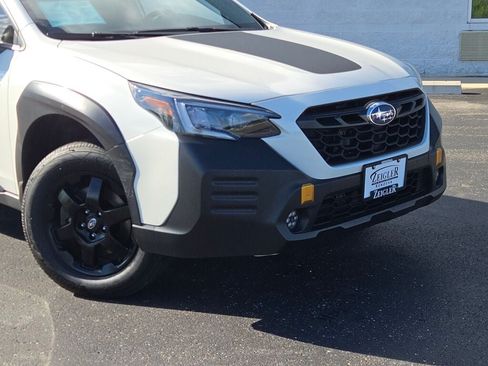 Used 2022 Subaru Outback Wilderness w/ Wilderness Package AWD/4WD image 2