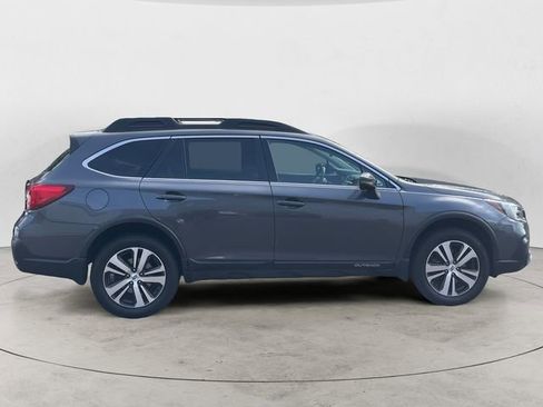 Used 2018 Subaru Outback 2.5i Limited AWD/4WD image 6