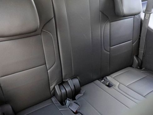 Certified 2018 GMC Yukon SLT w/ Open Road Package AWD/4WD image 31