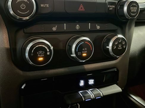 Used 2024 RAM 1500 Lone Star AWD/4WD image 16